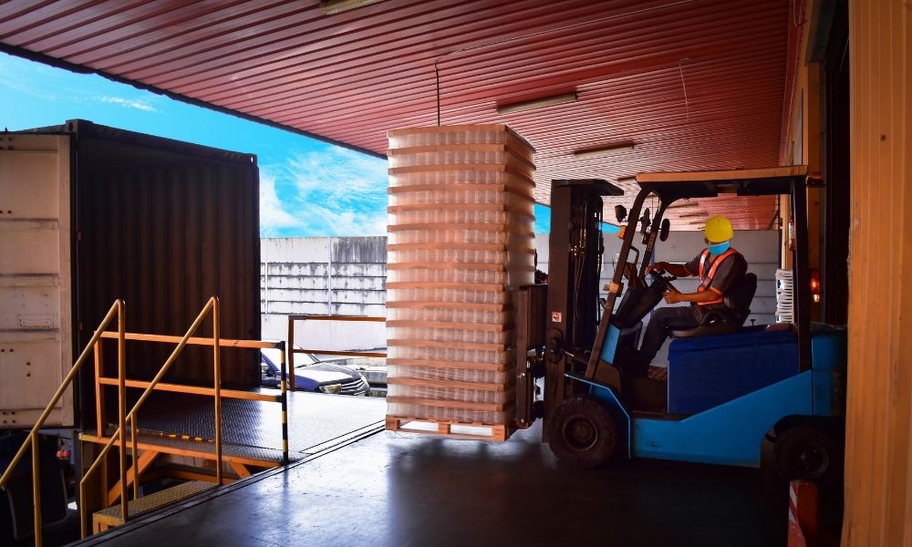 How To Optimize Your Warehouse Shipping and Loading